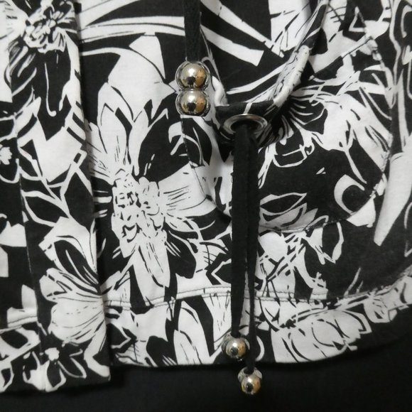 GOOD FORTUNE | large | Black and White Floral Snap Button-Up Jacket | NWOT - Picture 10 of 16